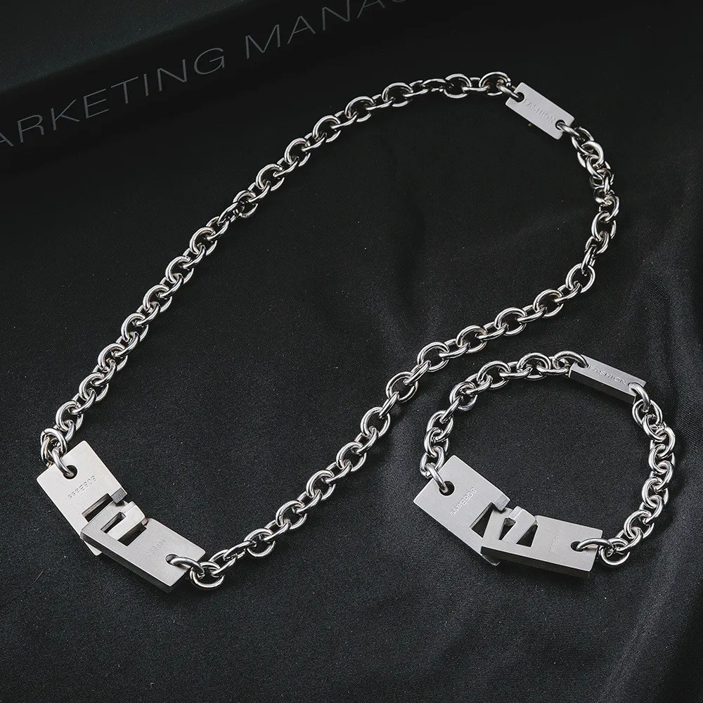 

Trend Hip Hop Minimalist Dark Wind Chain Net Red Same Simple Retro Men's and Women's Bracelets Necklaces Simple Trendy Jewelry