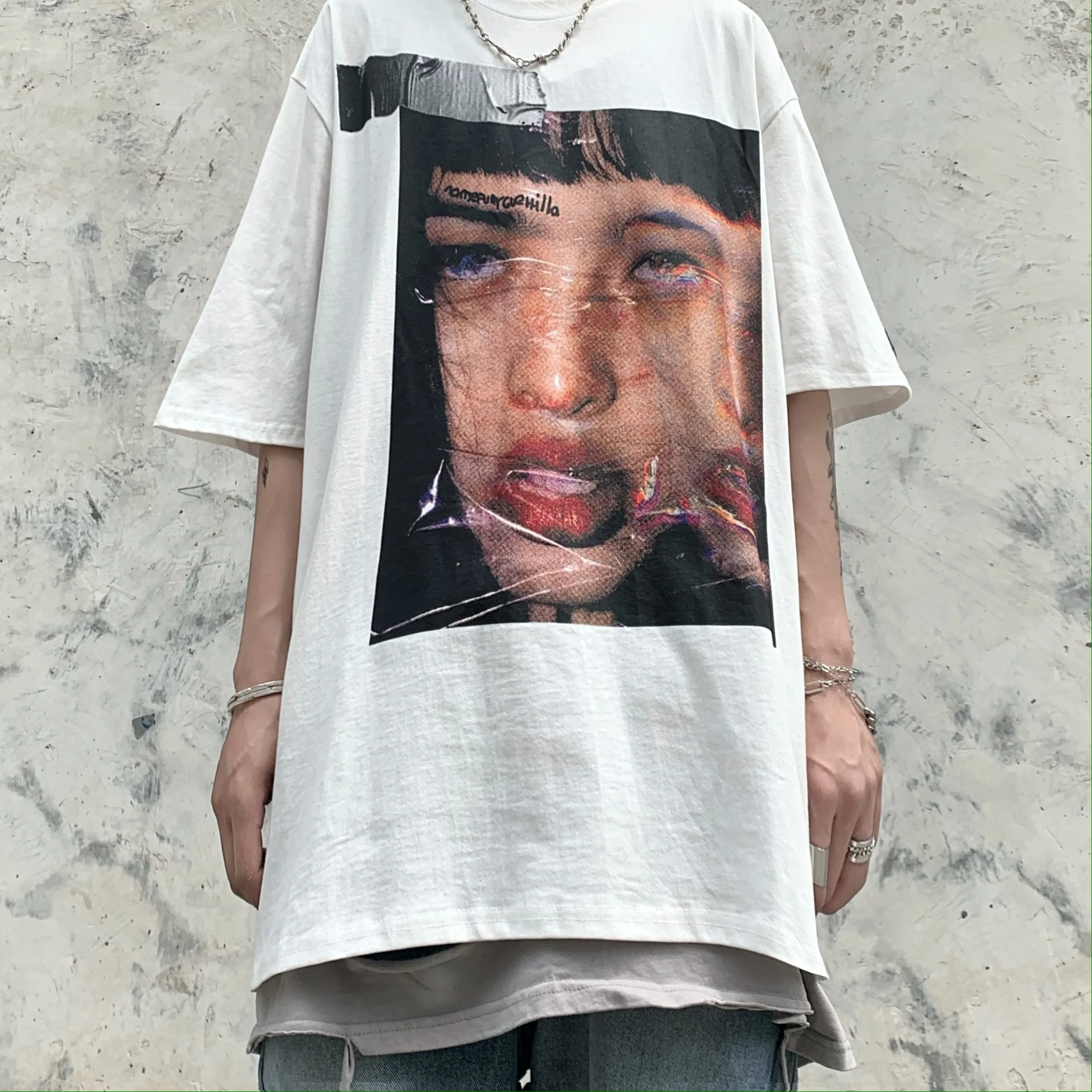 

Streetwear Ladies Clothing Women Oversized T-shirt Gothic Tshirts Couple White Graphic Tee Tops Men Hip-hop Graphics Tops Female