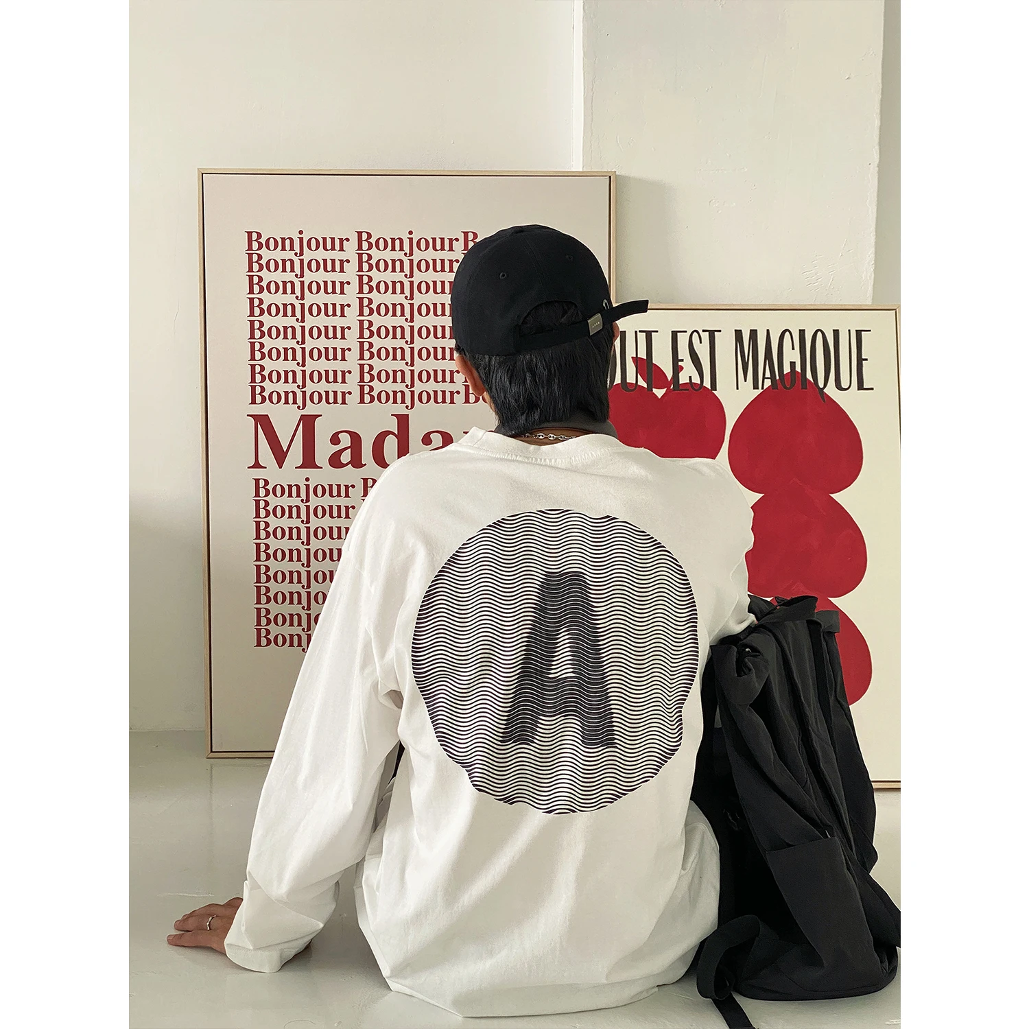 

Spring and Autumn Korean version of the simple back A letter printing long-sleeved men's loose round neck top