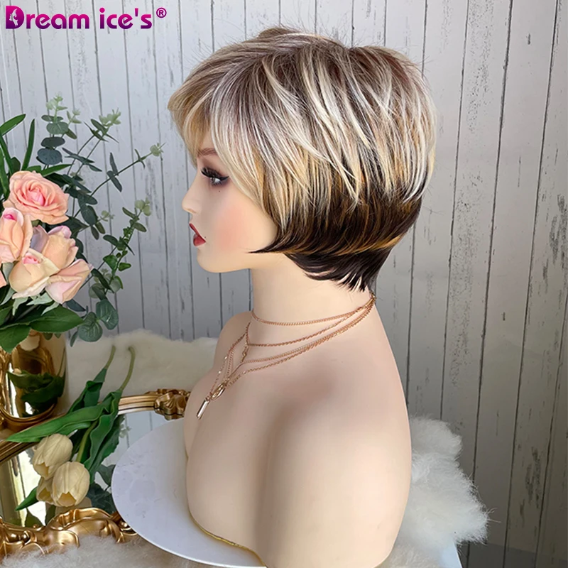 Короткий синтетический парик с волнистыми прямыми волнами и челкой блонд дрок