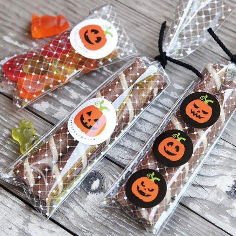 

500pcs/roll Round Pumpkin Kawayi Ghost Bat Sticker Halloween Decorative Stationery Sticker Festival Candy Bag Custom Stickers