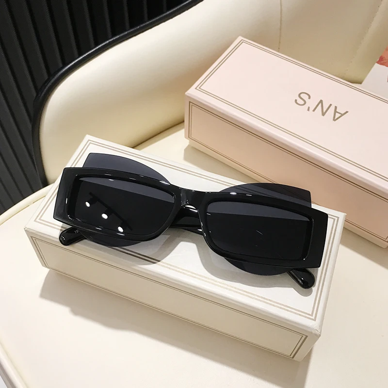 

2021 New Brand Designer Women Sunglasses Oversized Female Fashion Sun glasses For Women Eyewear UV400