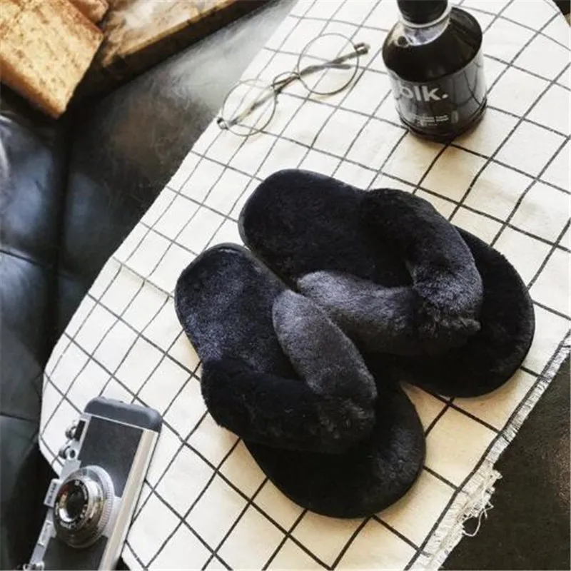 As shown Женские зимние теплые хлопковые тапочки; модные Pantufa; черный плюшевый Вьетнамки; женские меховые шлепанцы; женские пушистые домашние меховые Тапочки - Цвет: As shown