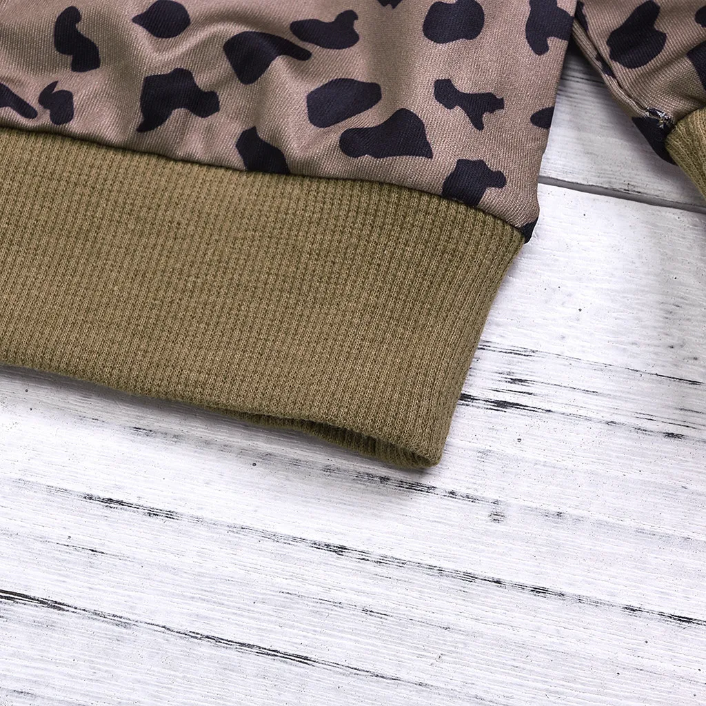 Пуловер для маленьких девочек с леопардовым принтом свитшот топы повседневная