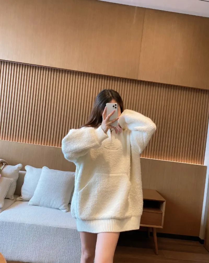 

Juice Snow 2020 Autumn New Big Pocket Design Knit Sweater Horn Buckle Hooded Loose Women Sweater Coat
