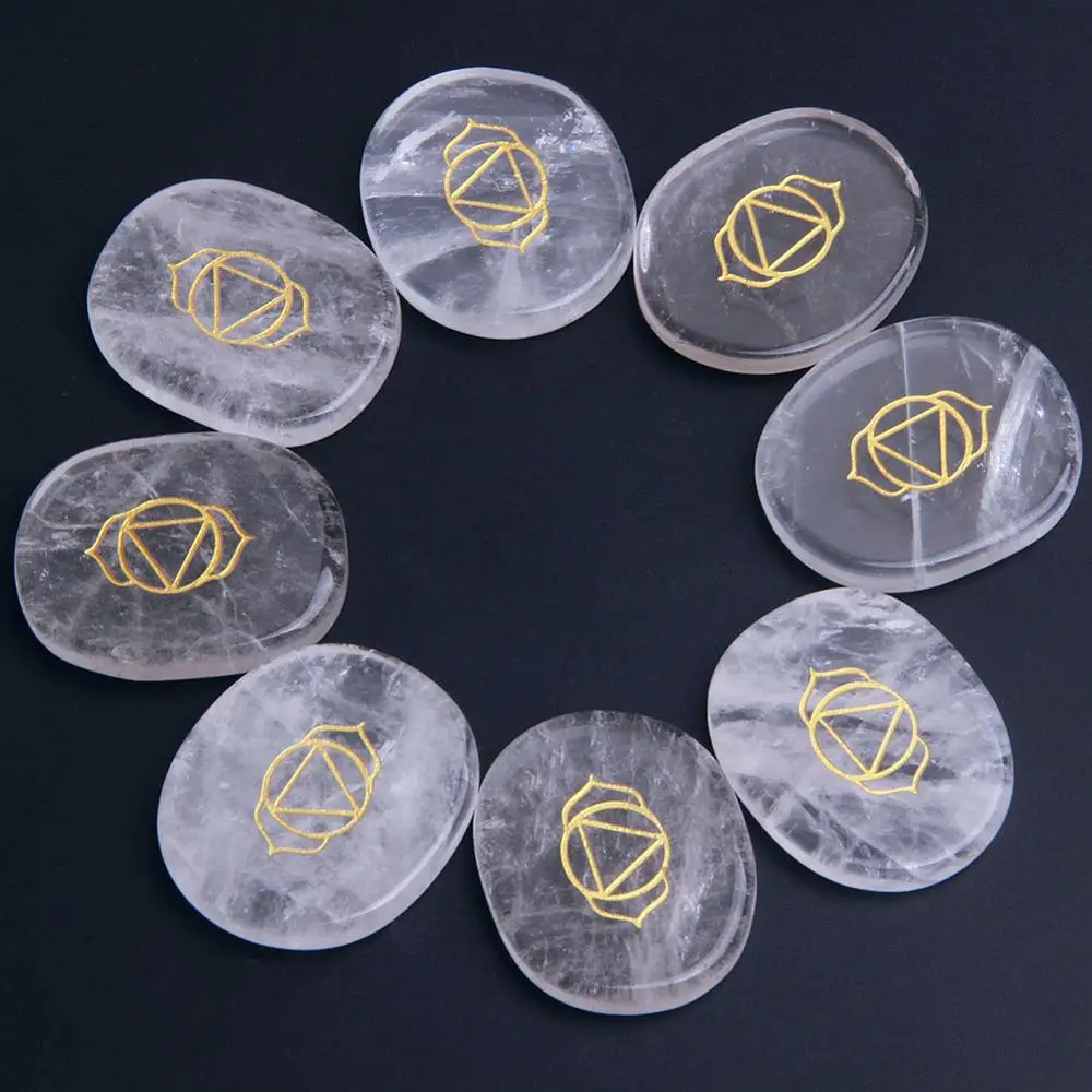 Натуральный лечебный прозрачный кварцевый кристалл полированная гравировка