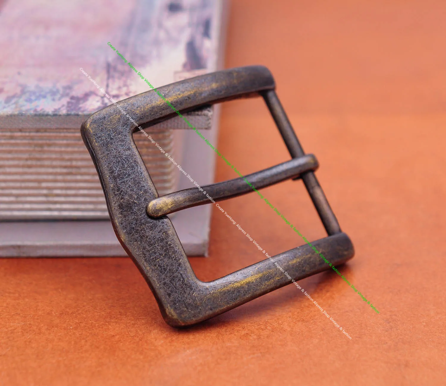 Винтажная черная покрытая широкая тяжелая мужская классическая металлическая пряжка для пояса с одинарным штырем для замены, подходит для ремня шириной 41 мм.