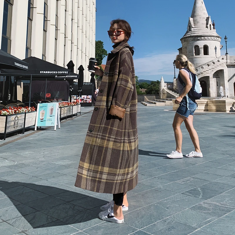 

2020 Winter New Coat Women's Long Loose Fashion Temperament Plaid Coat High Quality Wool Blend Women Coats Female Overcoat