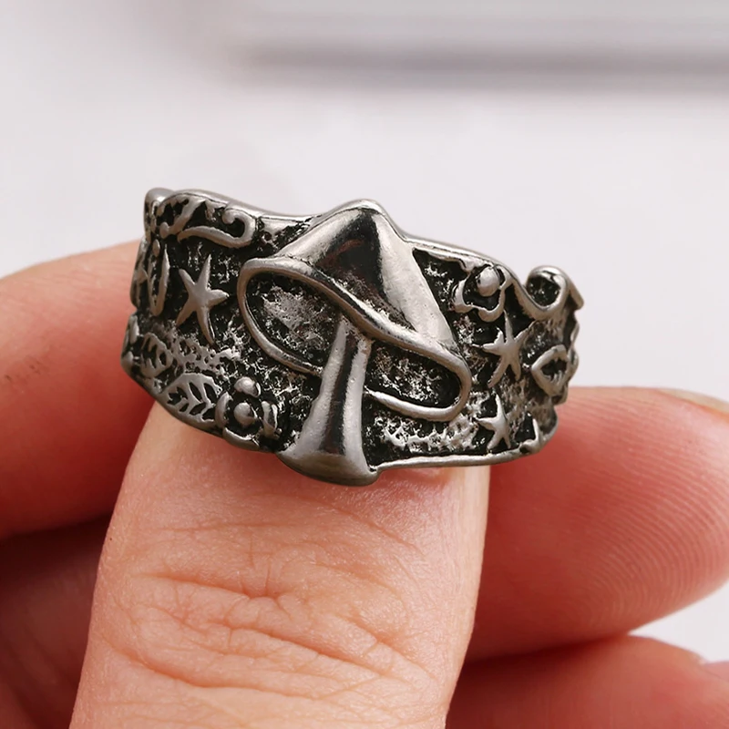 

Punk Hip Hop Biker Finger Party Night Club Ring Men Multi Size Femme Statement Retro Vintage Star Flower Pattern Ring for Women