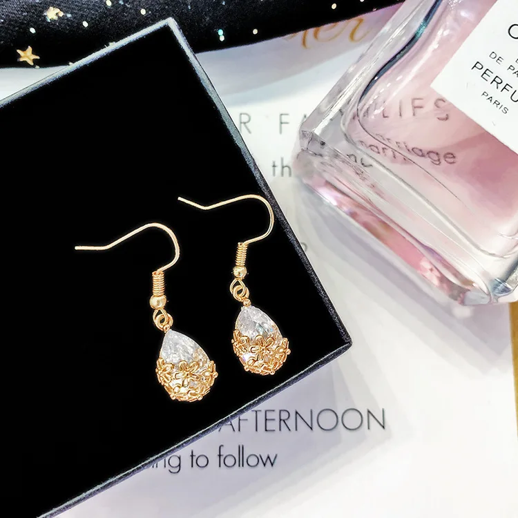 Кристи Тина Zirkon геометрические Baumeln Ohrringe fulr Frauen Bijoux Изысканный вассер тропфен