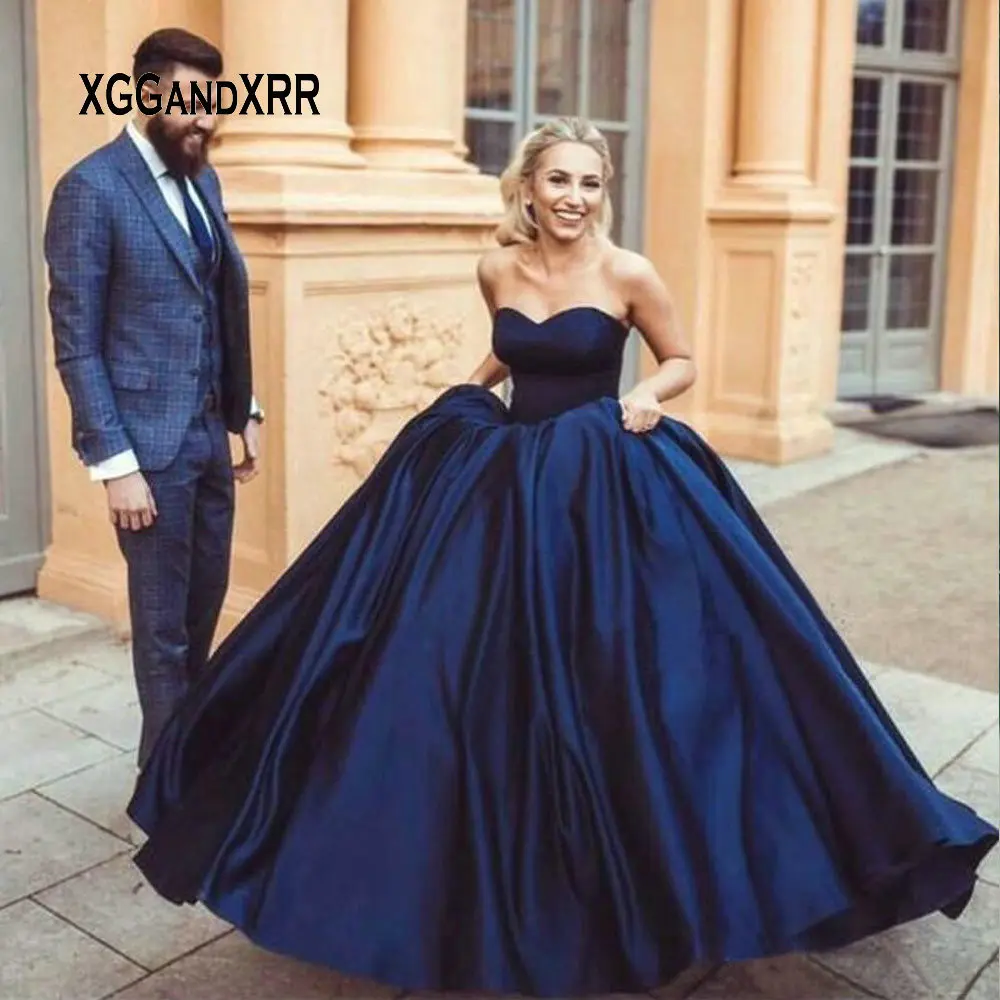 

Navy Blue Ball Gown Prom Dresses 2020 Modern Sweetheart Sleeveless Lace-up Back Arabic Women Formal Evening Gowns