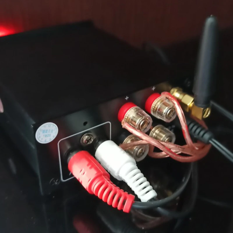 

HIFI TPA3116 Bluetooth 5.0 Digital Audio Stereo 50W+50W USB Controller