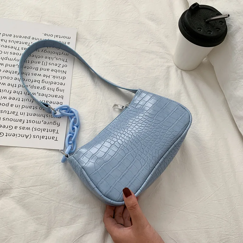 

Crocodile Pattern Baguette Handbag For Women 2021 Candy Color Chain Ladies Small Shoulder Bags Fashion Design Leather Armpit Bag