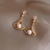 karopel s925 silver elegant fan shaped stud earrings female net red temperament simple and fashion wild tide pearl drop earrings