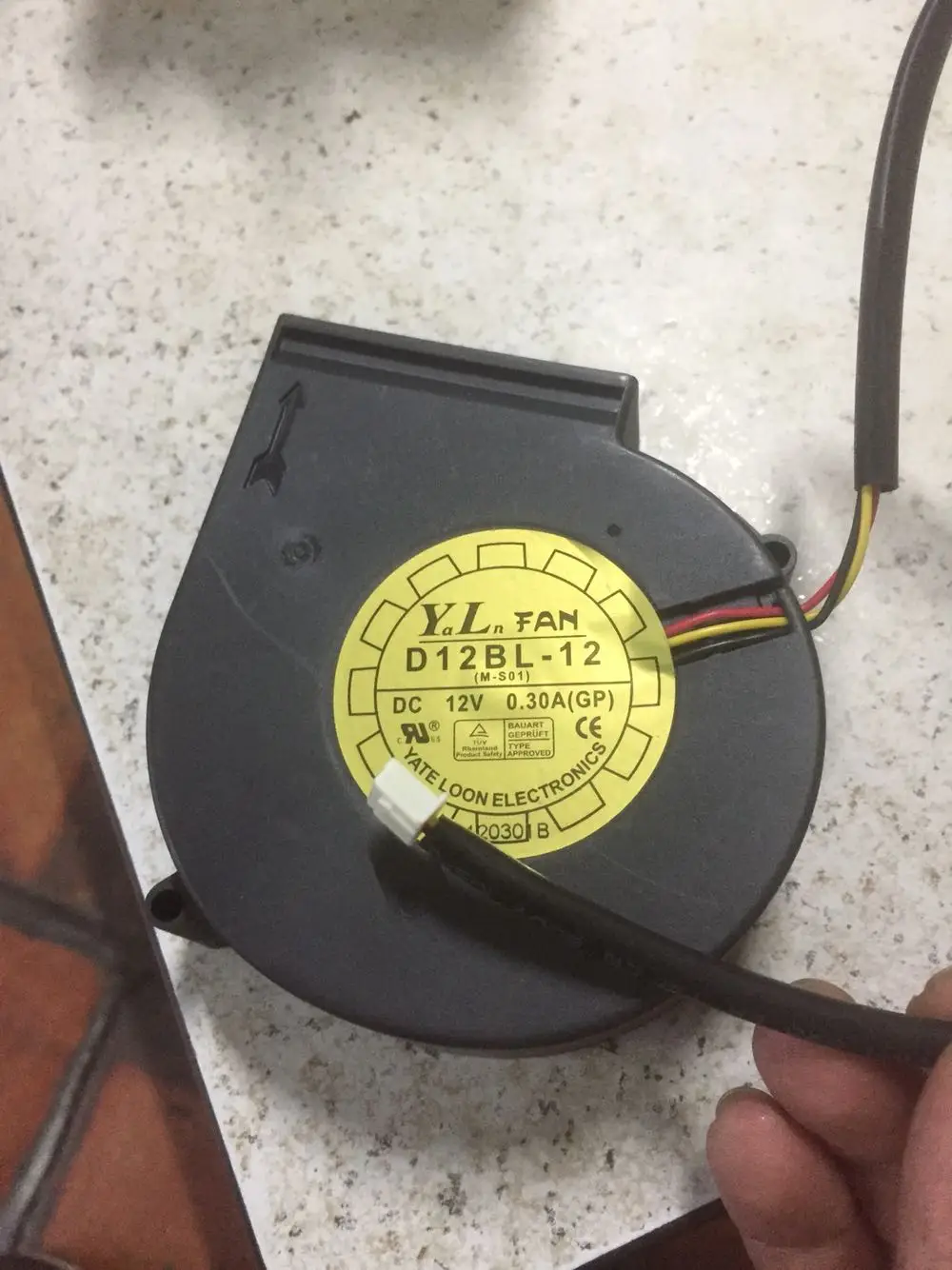 

Original 9733 12V 0.30a d12bl-12 95 * 90 * 33mm 9cm three wire blower fan