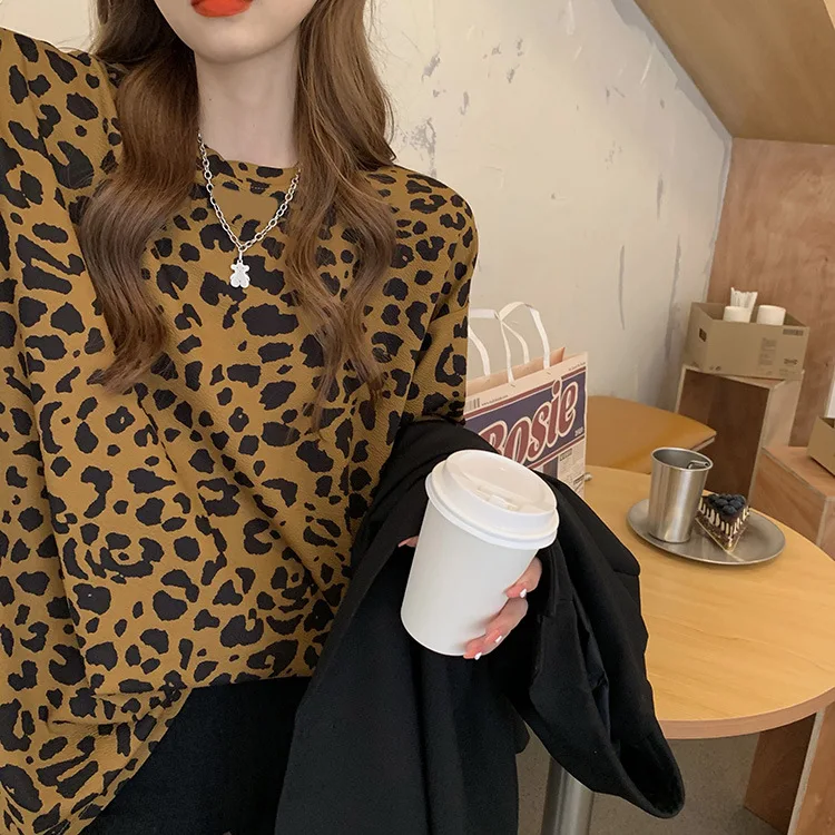 

Leopard print short sleeve T - shirt women loose Korean version 2021 new summer bottom shirt original style casual clothes