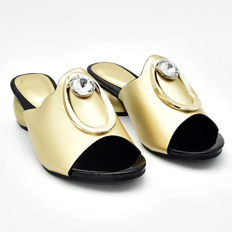 Новейший дизайн Обувь Летняя обувь Женские ботинки Высокие женские сандалии на