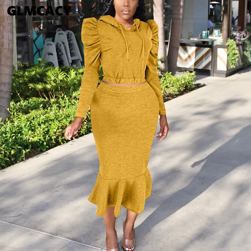 Женский раздельный комплект из двух предметов толстовка с капюшоном и юбка