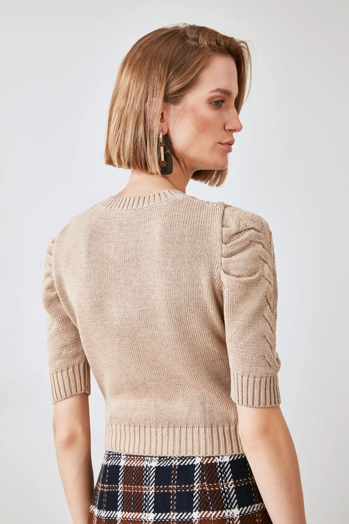 

Trendyol Mesh Detailed Three Quarter Sleeve Knitwear Bluz TWOAW21BZ0920