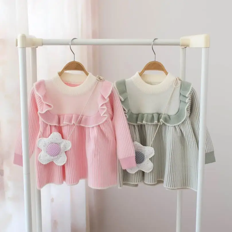 Новое трикотажное платье для маленьких девочек осенне зимняя одежда топы