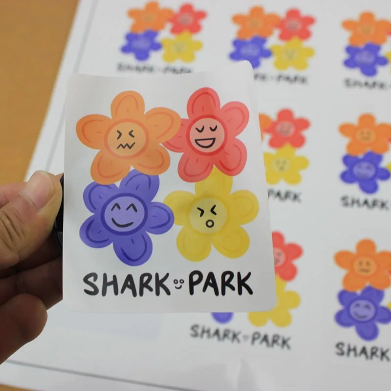 Дешевая индивидуальная мультяшная рекламная наклейка с принтом Виниловая