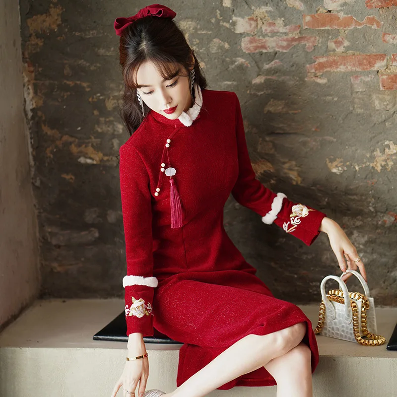 

Embroidery Vestidos Improved Qipao Sexy Formal Party Gown Classic Oriental Cheongsams Vintage Fur Mandarin Collar Chinese Dress