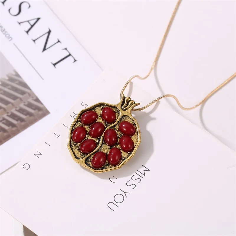 Женское Ожерелье длинная цепочка с натуральным красным гранатом Очаровательная