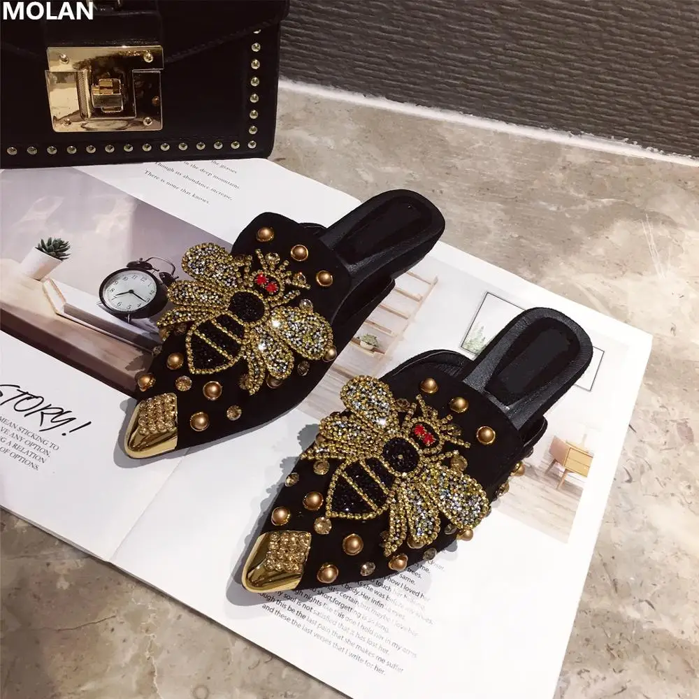 Брендовые дизайнерские шлепанцы MOLAN на плоской подошве со стразами и Пчелой