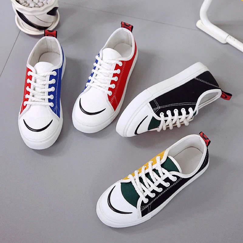 2020 Новая мода Женская полотняная обувь хит Цвет босоножки на низком каблуке со