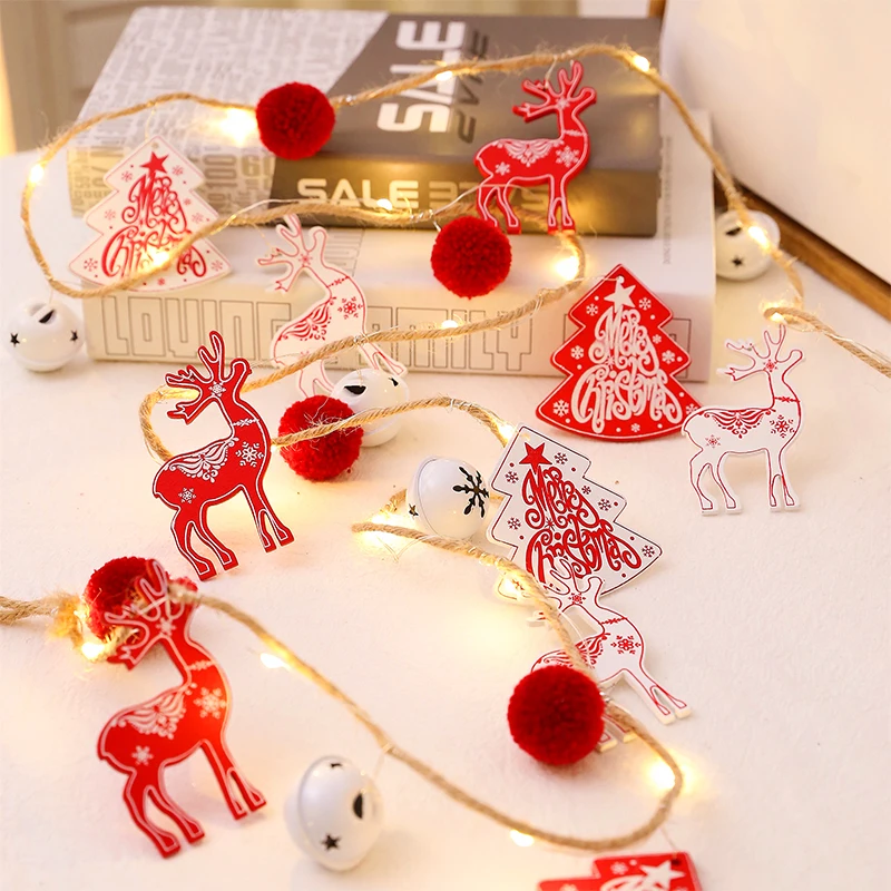 Гирлянда фонарик на Рождество цветная светодиодная лампа с сердечками для