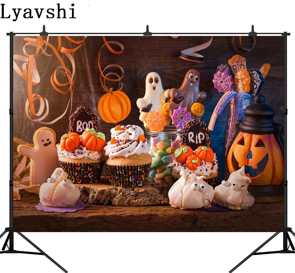 

Lyavshi Хэллоуин конфеты для хэллоуивечерние на деревянном фоне фотостудия фон