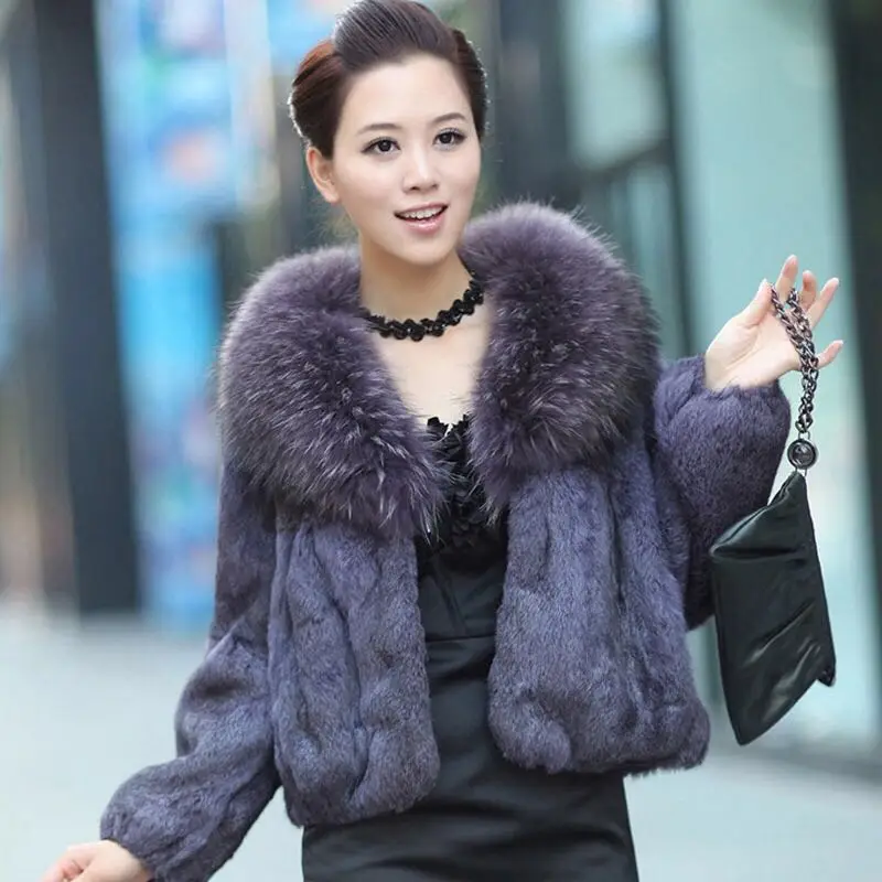 

Winter 2020 New Women Loose Covered Button Natural Rabbit Fur Jacket Coat Female Pocket Luxury Real Raccoon Dog Fur Outwears Z38