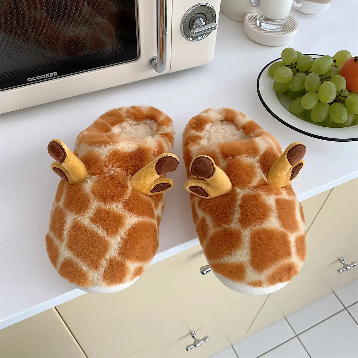 Women Cartoon Warm Thick-soled Cotton Slippers Winter Giraffe Soft Shoes Indoor Warm Plush Comfortable Female Slippers