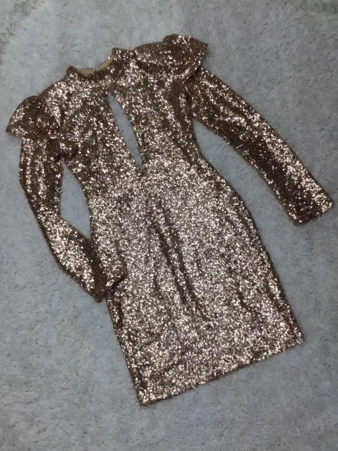 

2019 New Arrival Women gold sequined O-Neck long sleeve Bodycon Celebrity evening Party Bandage dresses