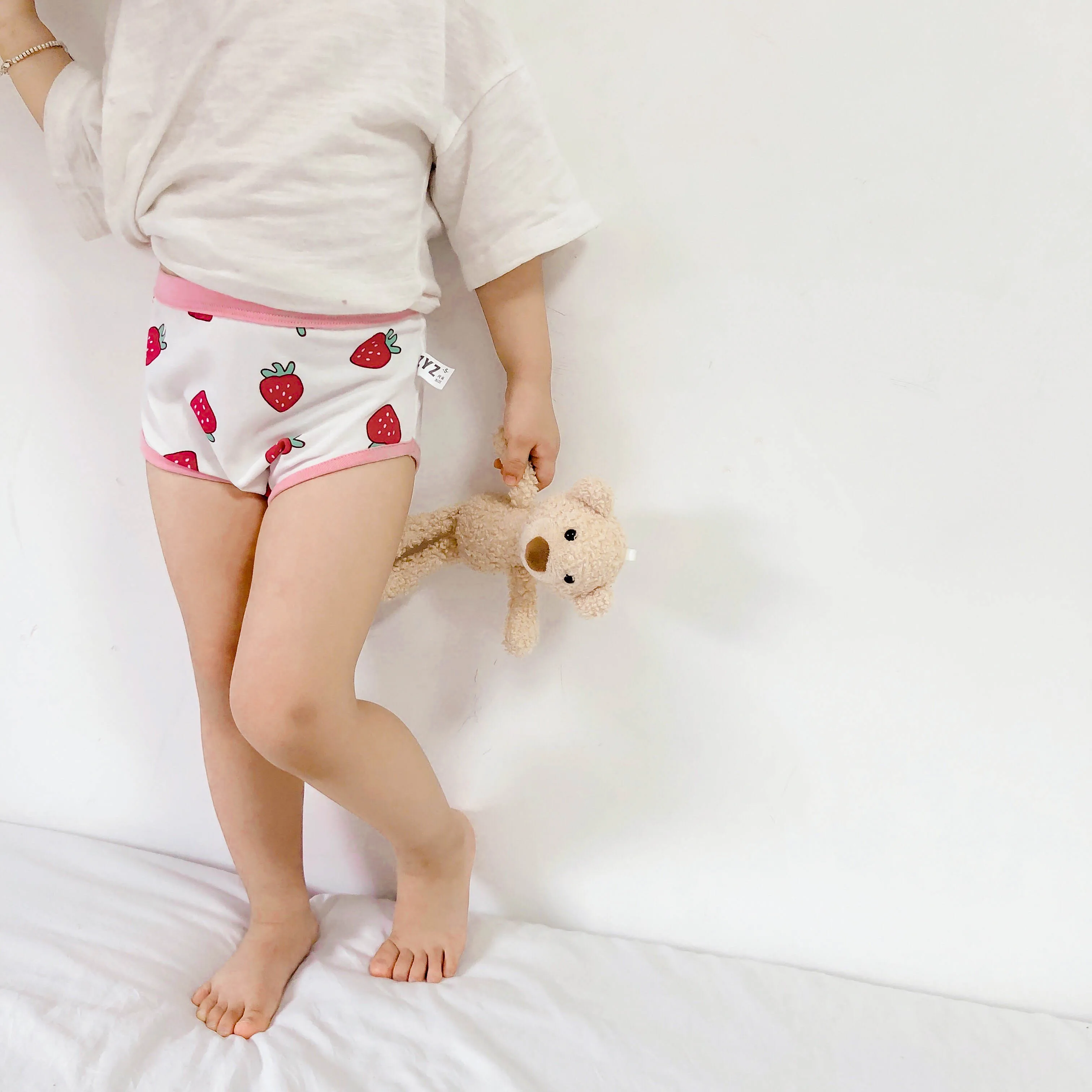 

3 Pcs/Lot Kids Briefs Girls Boys Knickers Children Underwear High Quality Cotton Baby Panties Cute Pink Blue Bear Rabbit Berry