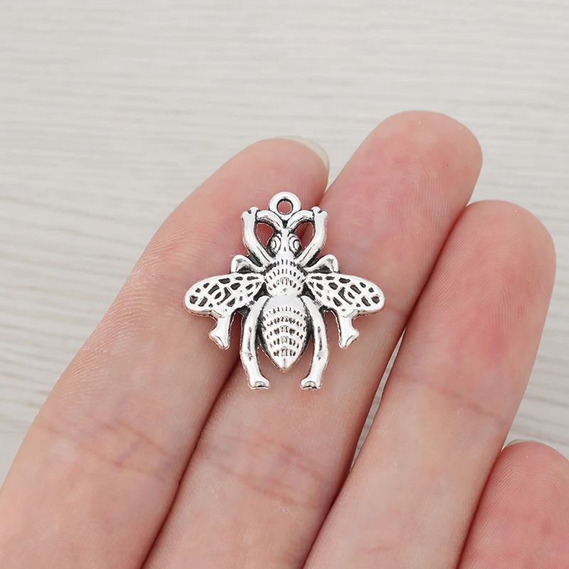 

10 x Tibetan Silver 3D Bumble Bee Honeybee Insects Charms Pendants Beads for Necklace Bracelet Jewelry Making 26x25mm