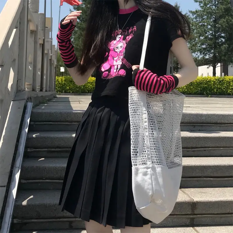 

Y2k Graphic T Shirts Women Harajuku Alt Clothes Aesthetic Anime Print Goth Crop Tops MINGLIUSILI Summer E Girl Tee Shirt