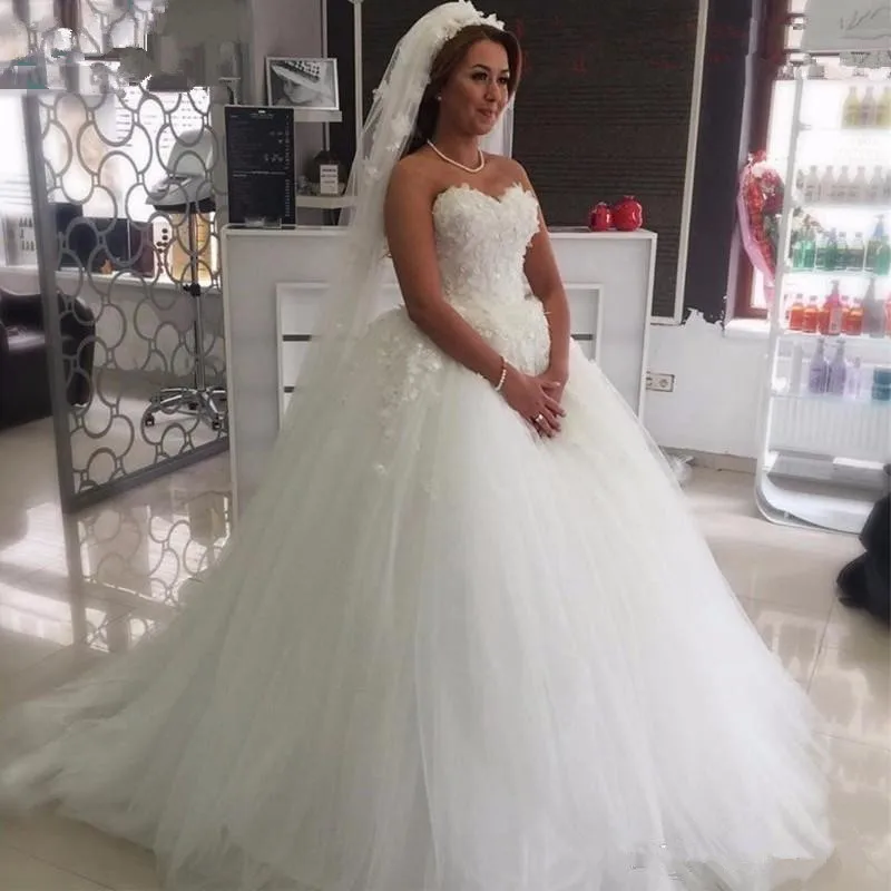 

2020 Latest Design Tulle Sweetheart Wedding Dress Lace Applique Ball Gown Bridal Dress For Marriage Party Prom vestido de noiva