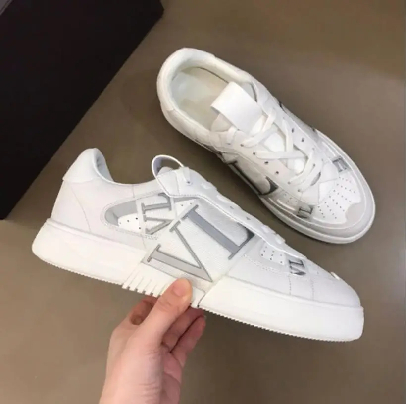 

men's shoes leather print small white shoes breathable couple casual sports shoes women's shoes.