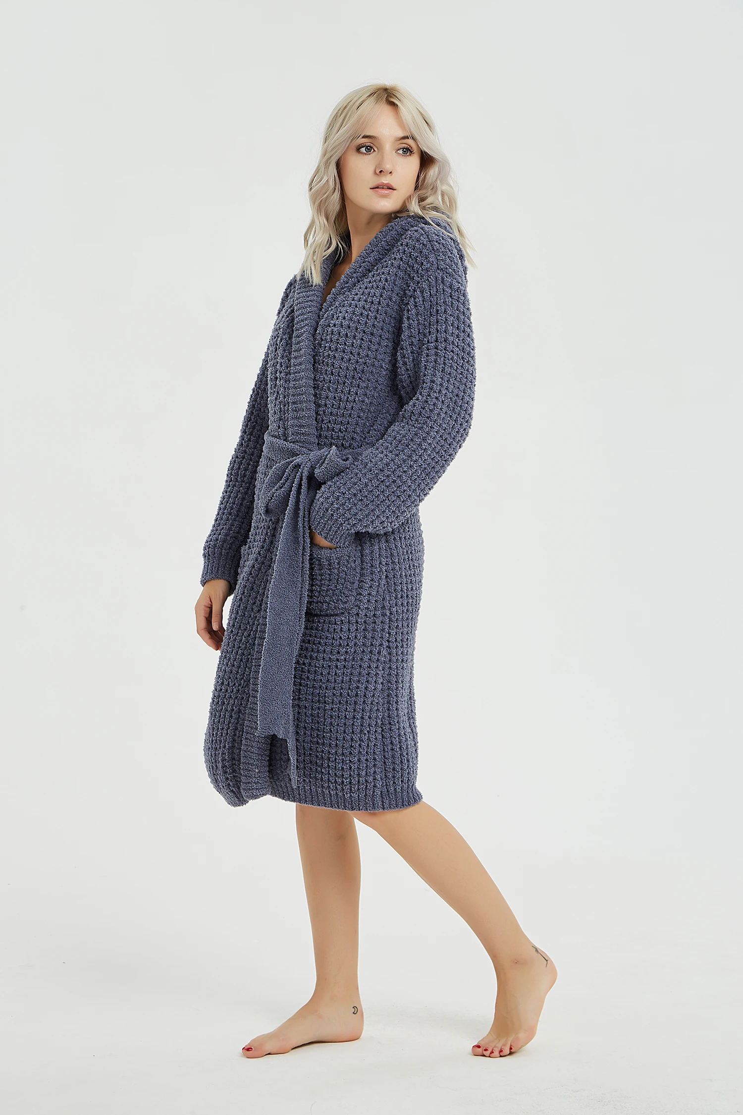 

YIRUIO Wearable Knitted Hoodie Blanket Soft Cozy Microfiber Pocket Lace-up Cardigan Blanket Hoodie with Sleeve Hooded Blankets