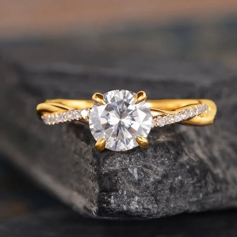 

Simple Fashion Inlaid Zircon Ring New Gold-Plated Ring Ornament