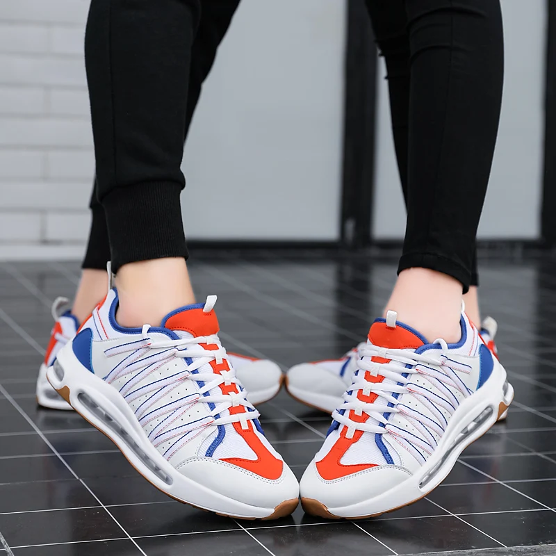 

New Celebrity Same Style Couple Cushion Sports Shoes Wearable Plus Size Mens Shoes Outdoor Sports Ladies Leather Sneakers