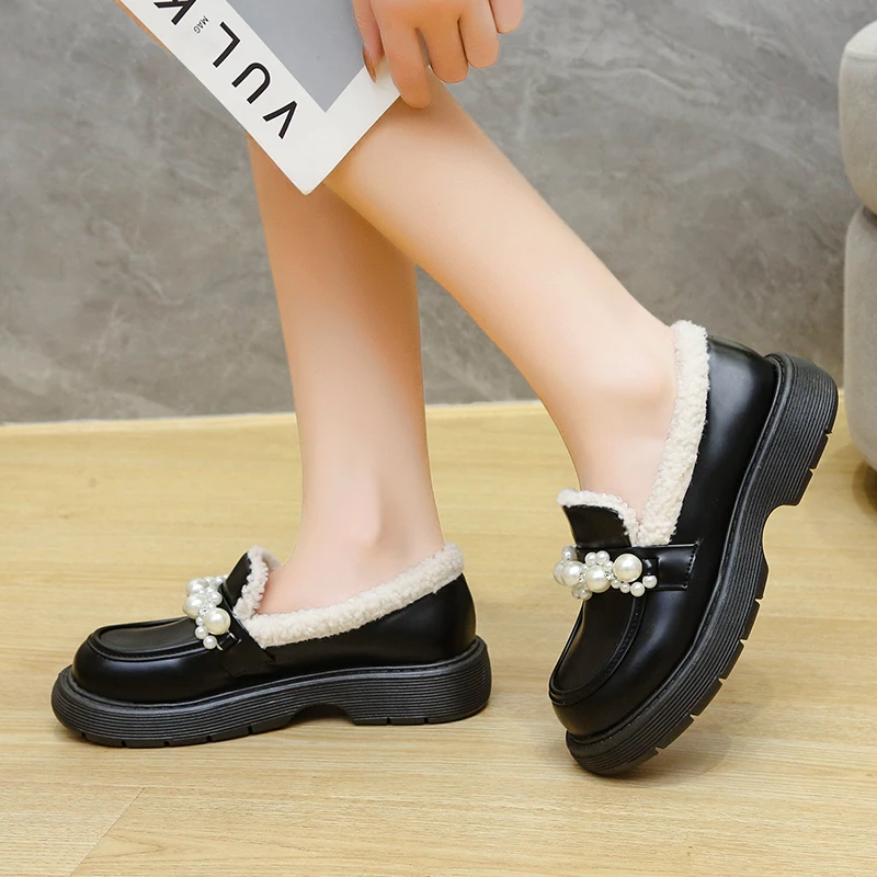 2022 Autumn New Fashion Platfrom Round Head Women's Casual Shoes Metal Decoration Soft Comfortable Square Heel Women's Shoes