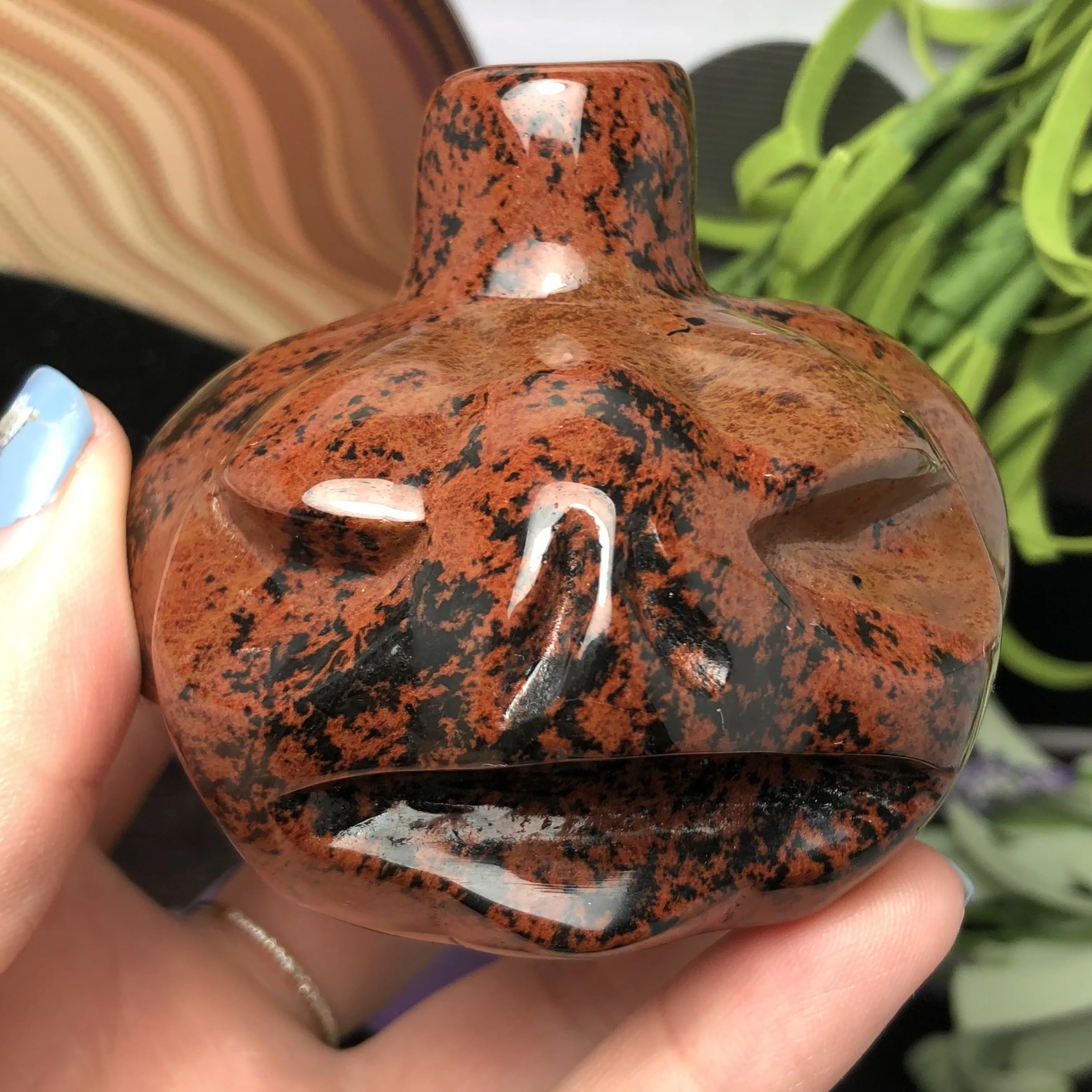 Хэллоуин! Искусственная резьба из натурального кристалла отличные