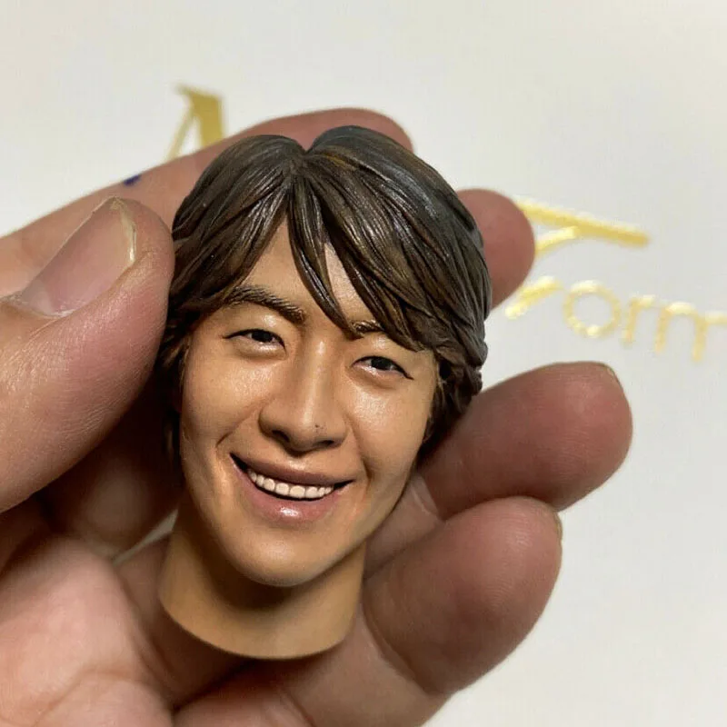 

1/6 Bae Yong Joon Smiling Face Head Sculpt Korean Star Head Carving Fit 12" Male Action Figure Body Soldier Toys