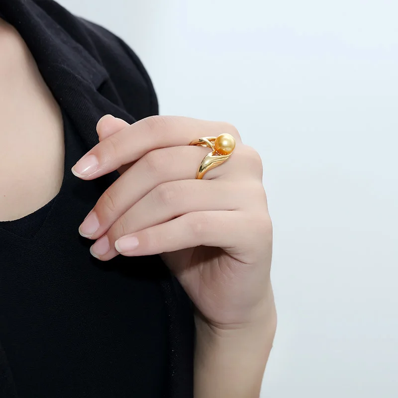 Кольцо из серебра с натуральным золотом и морским жемчугом 9 10 мм|Кольца| |