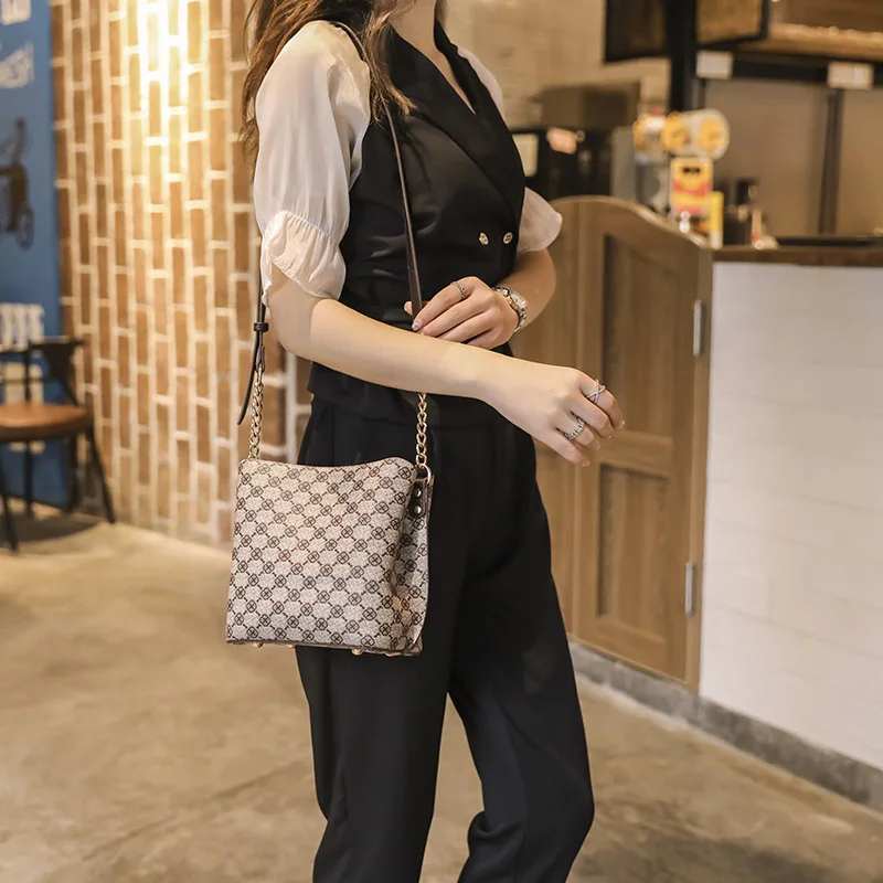 

Shoulder Bag For Women New Luxury Crossbody Sling Chain Strap Plaid Mahjong Designer Brand Pu Leather Vintage Handbags for Lady