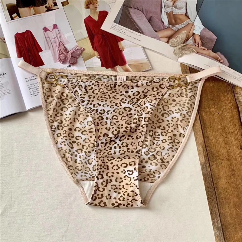 

Ladies sexy leopard print ice silk briefs sexy temptation thin belt low waist seamless panties briefs A19310