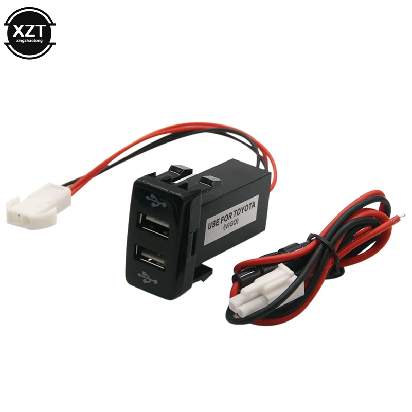 Автомобильное зарядное устройство с двумя USB разъемами 2 1 А usb порта гнездо для