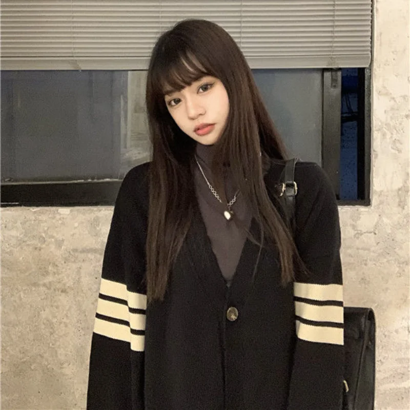 

Korean fashion age-reducing fashion knitted cardigan women Autumn winter retro style student lazy loose thick cardigan sweater